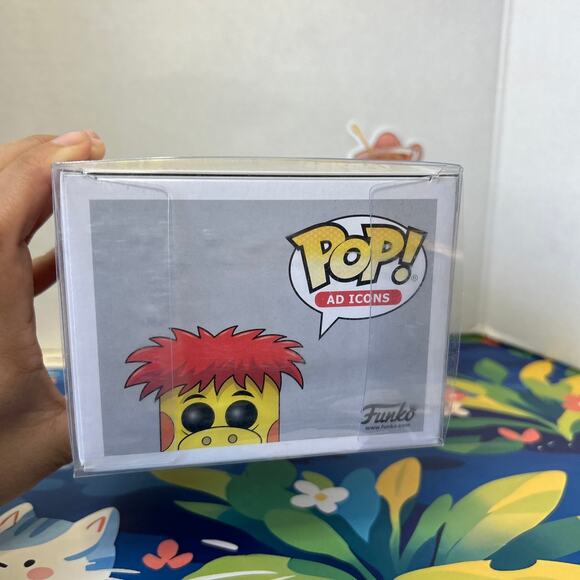 Funko POP! Ad Icons Cap’n Crunch #15 Crunchberry Beast 2018 Summer Convention - Picture 11 of 12